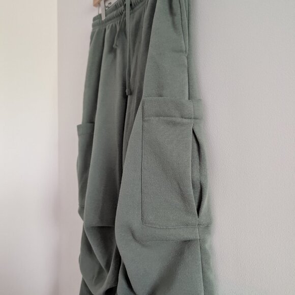 Refuge Olive Green Cargo Pants - Picture 4 of 6